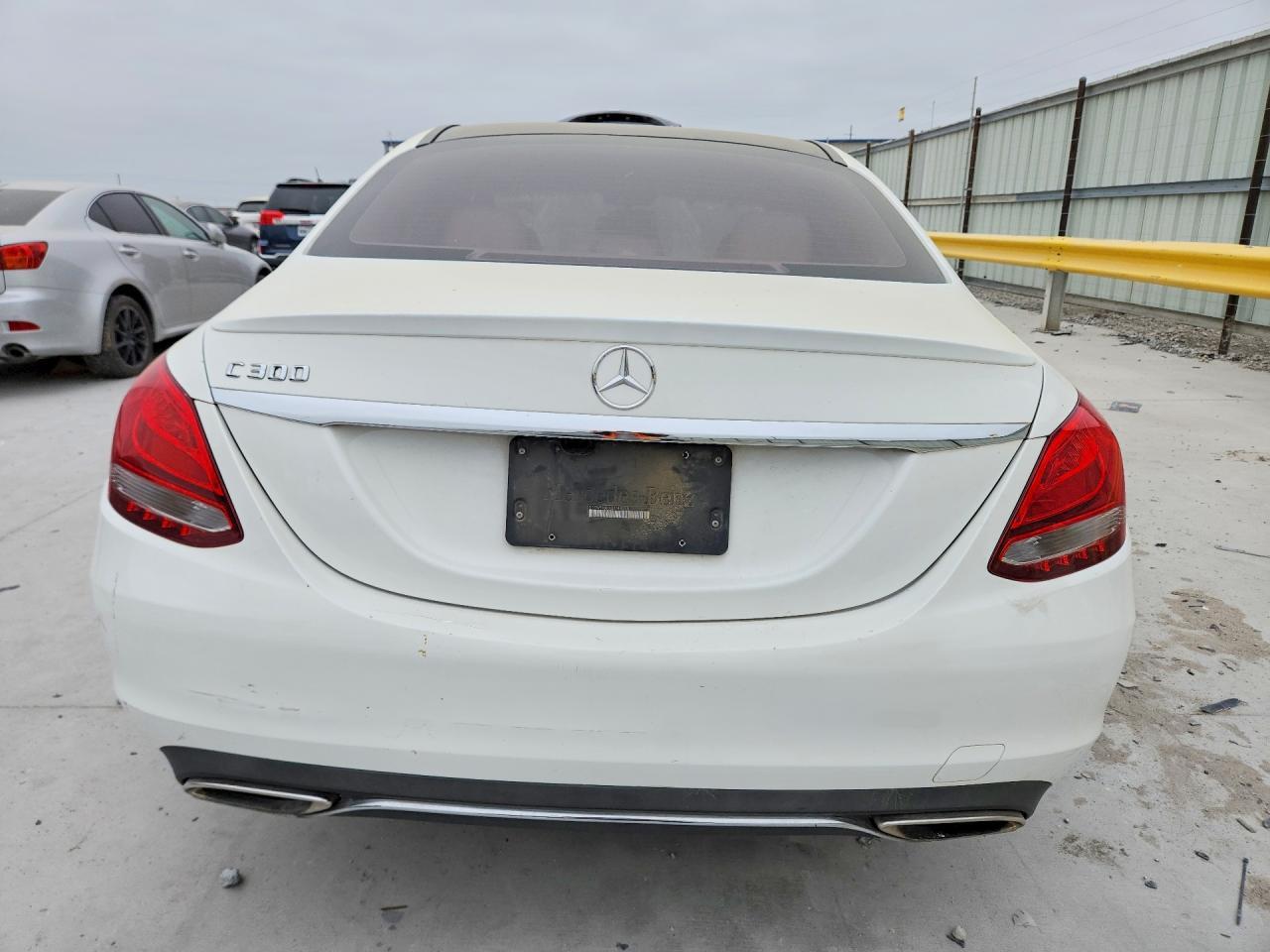 2016 Mercedes-Benz C 300 - Фото 6