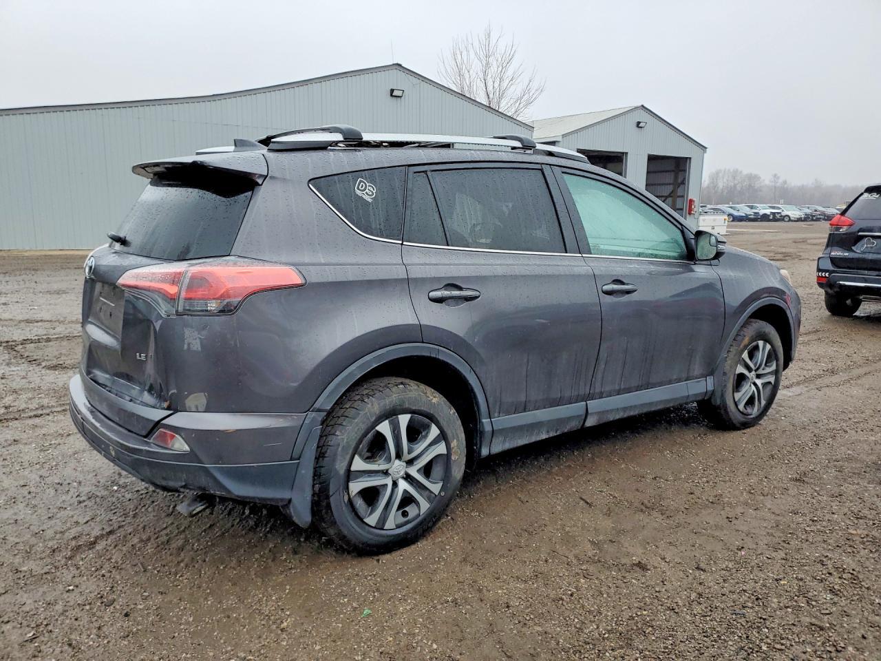 2016 Toyota Rav4 Le - Image 3