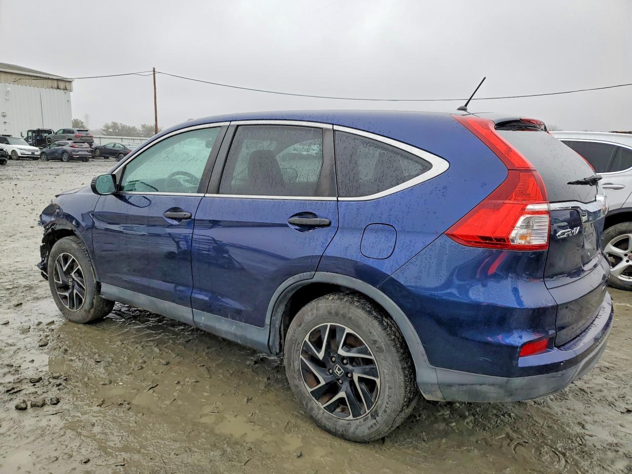 2016 Honda Cr-V Se - Image 2