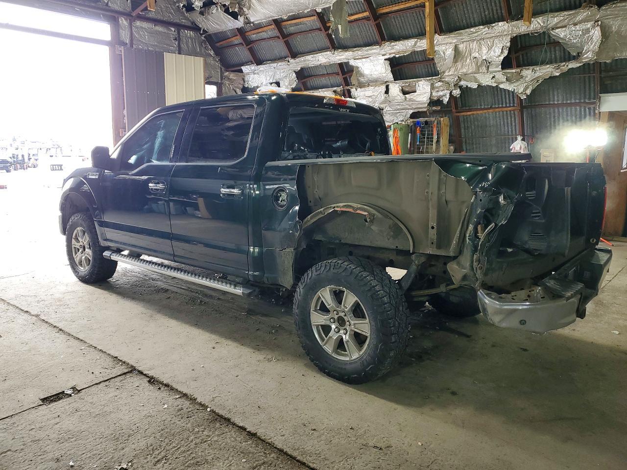 2016 Ford F150 Supercrew - Фото 2