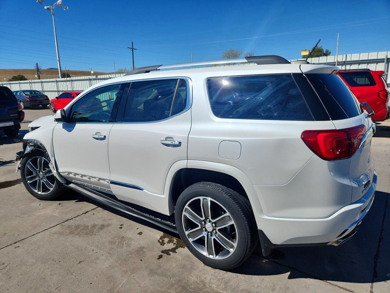 2018 GMC Acadia Denali - Фото 2