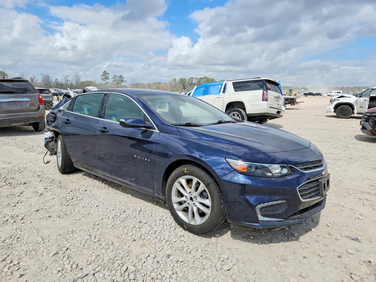 2018 Chevrolet Malibu - Image 4
