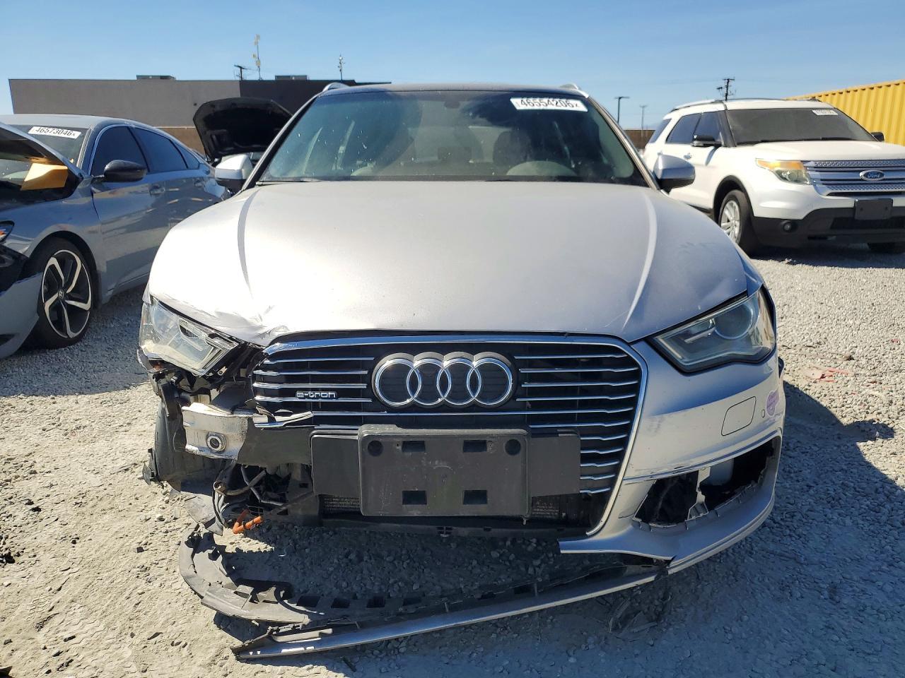 2016 Audi A3 E-Tron Premium - Фото 5