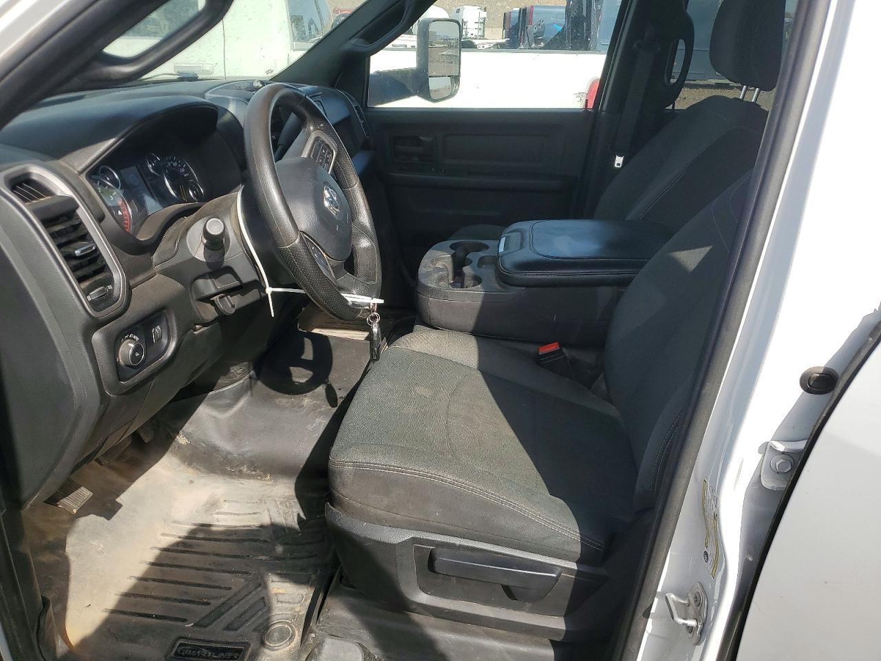 2022 Ram 3500 Tradesman - Image 7