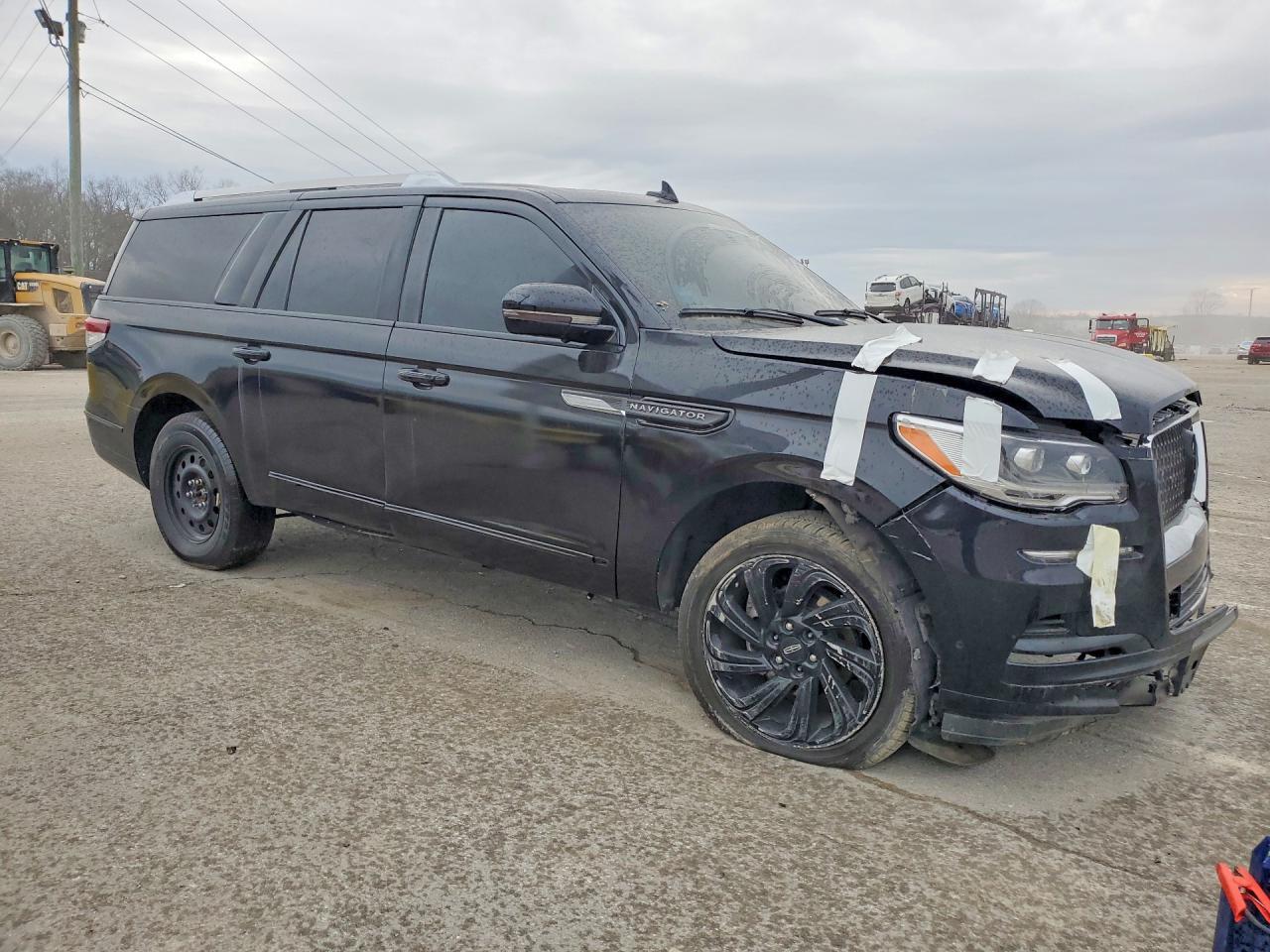 2023 Lincoln Navigator L Reserve - Image 4