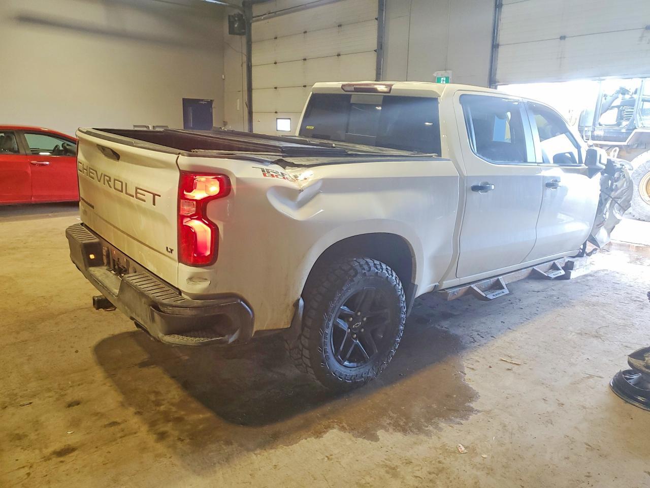2020 Chevrolet Silverado K1500 Lt Trail Boss - Фото 3