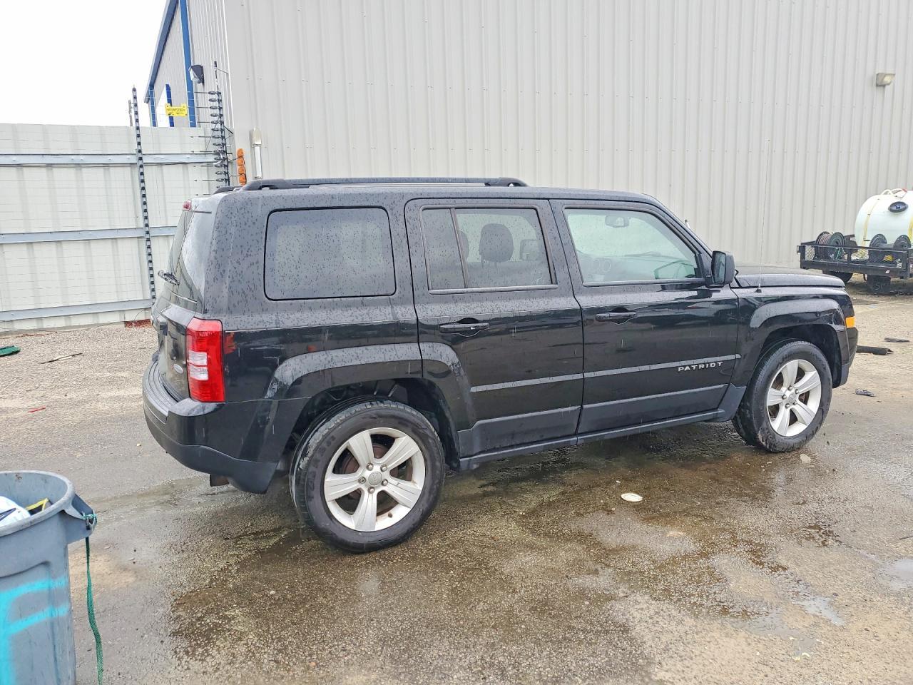 2014 Jeep Patriot Latitude - Фото 3