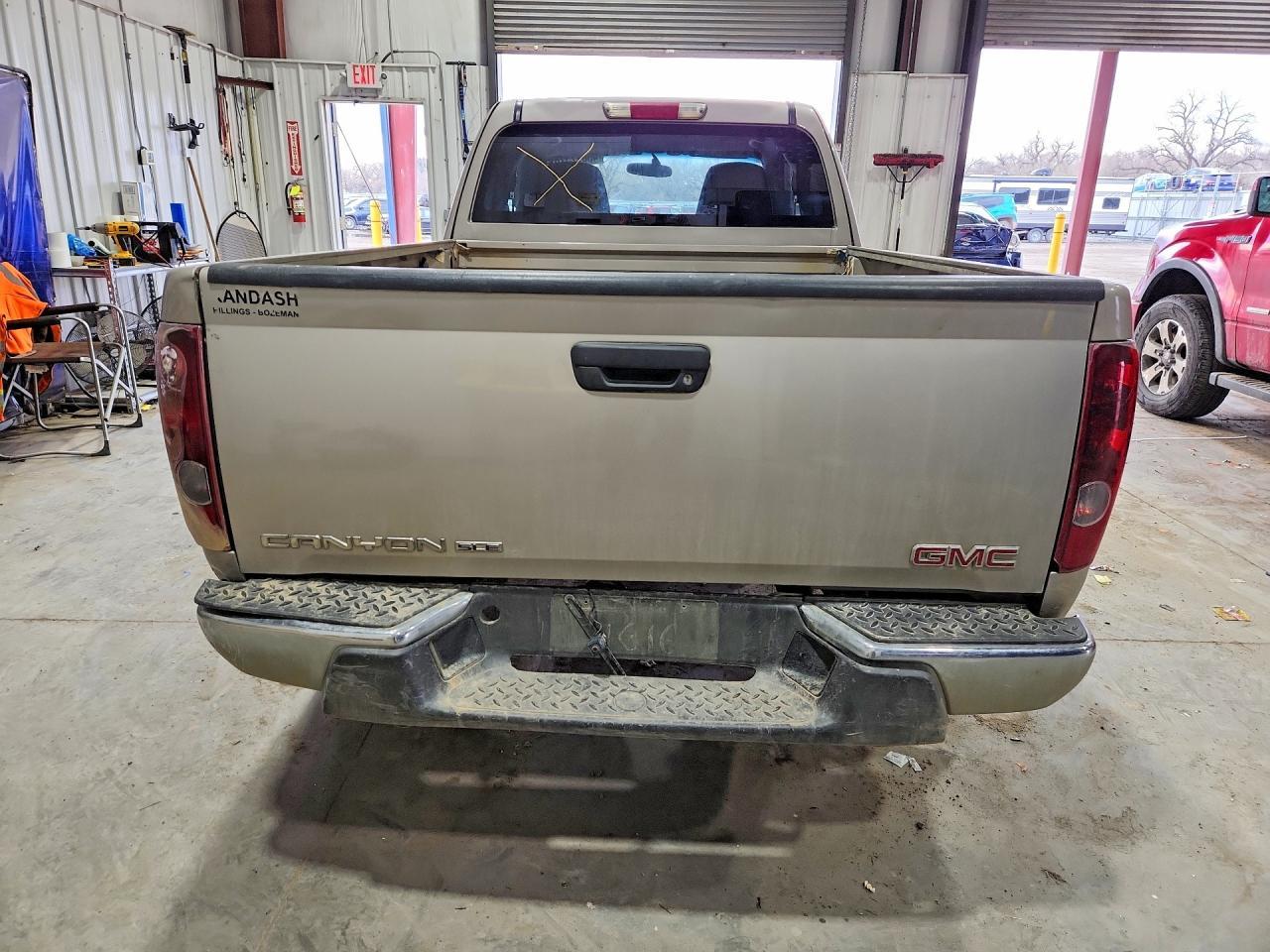 2004 GMC Canyon - Image 6