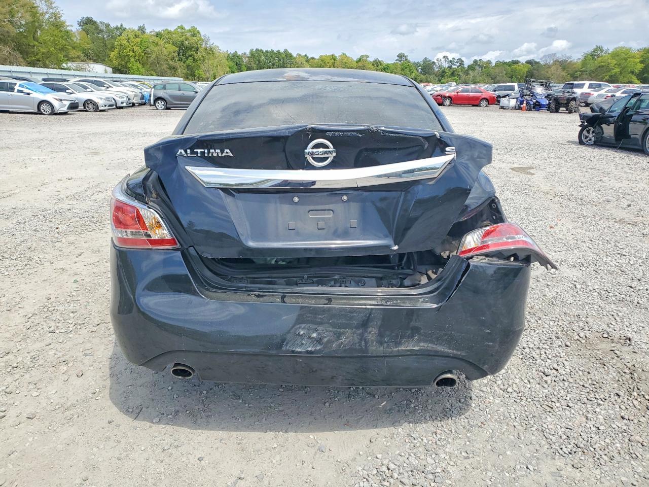 2015 Nissan Altima 2.5 S - Image 6