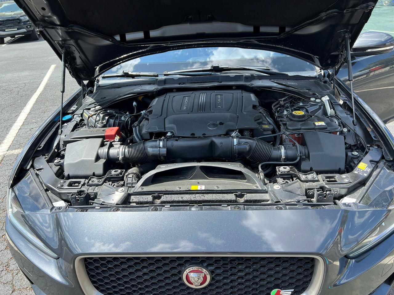 2019 Jaguar Xe S - Фото 7