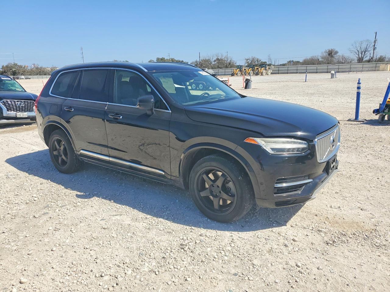 2016 Volvo Xc90 T8 - Image 4