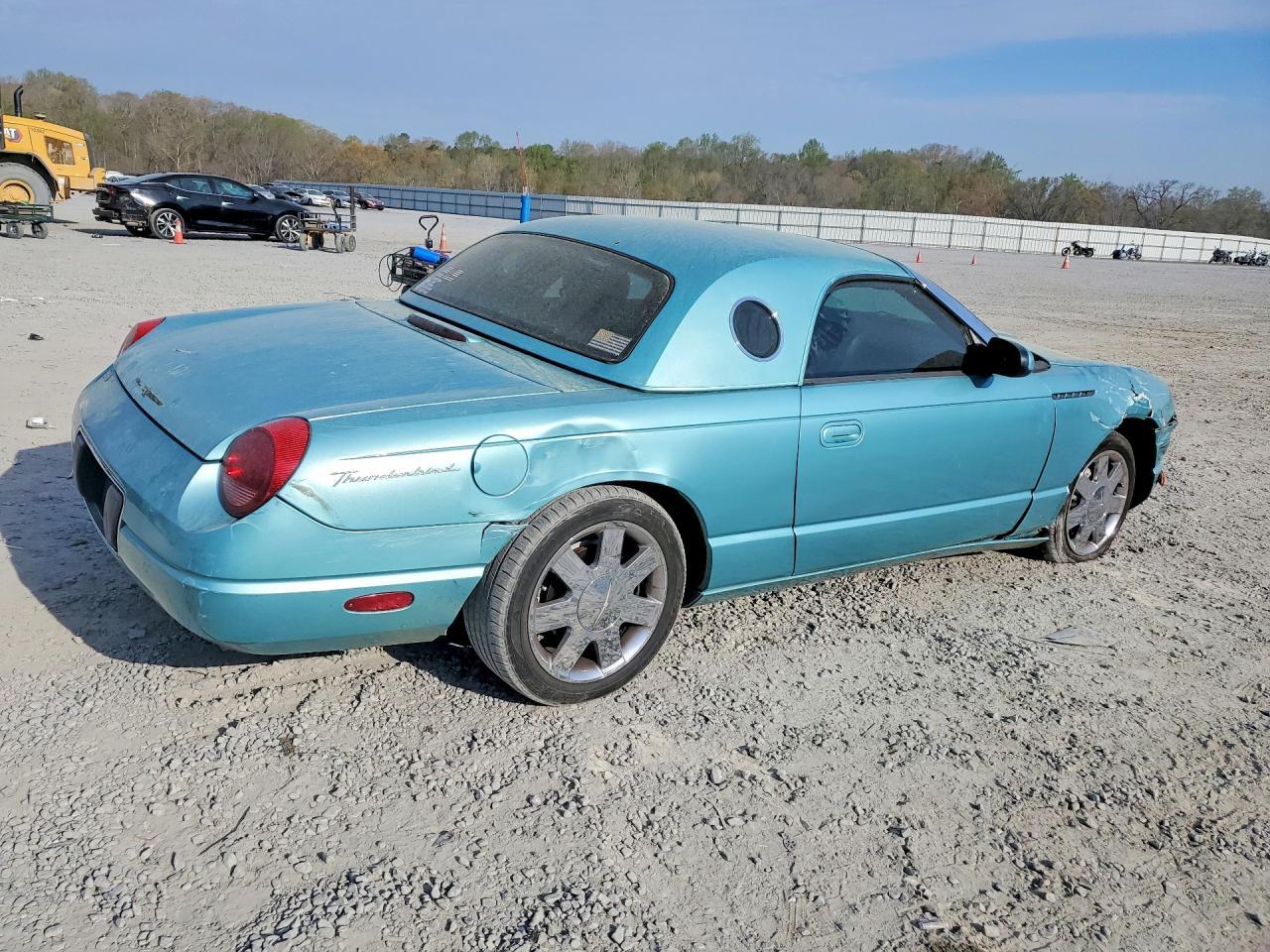 2002 Ford Thunderbird - Фото 3