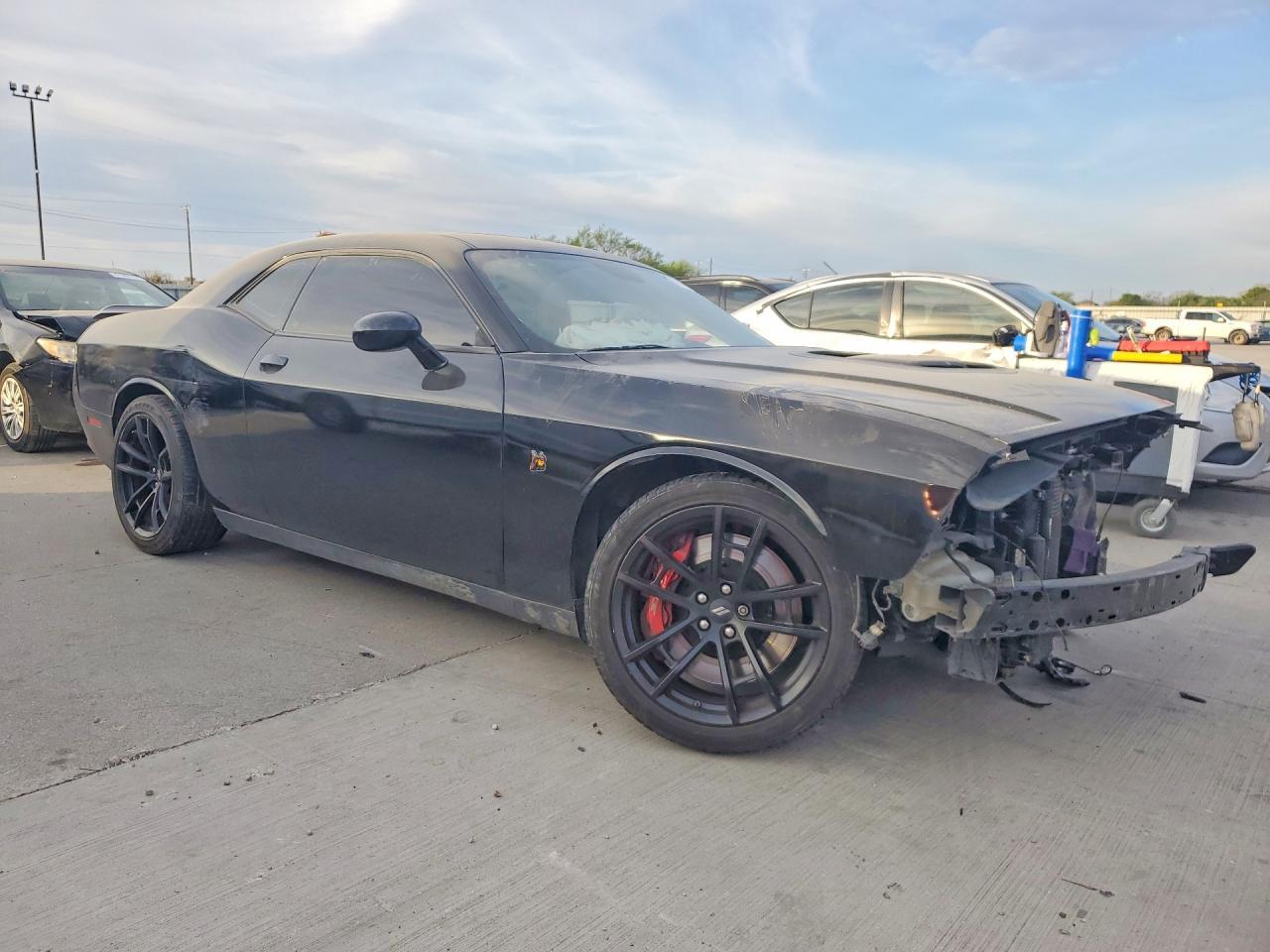 2022 Dodge Challenger R - Фото 4