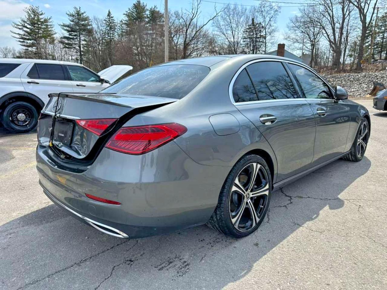 2022 Mercedes-Benz C 300 - Image 3