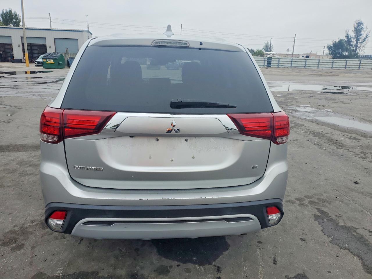 2020 Mitsubishi Outlander Se - Image 6