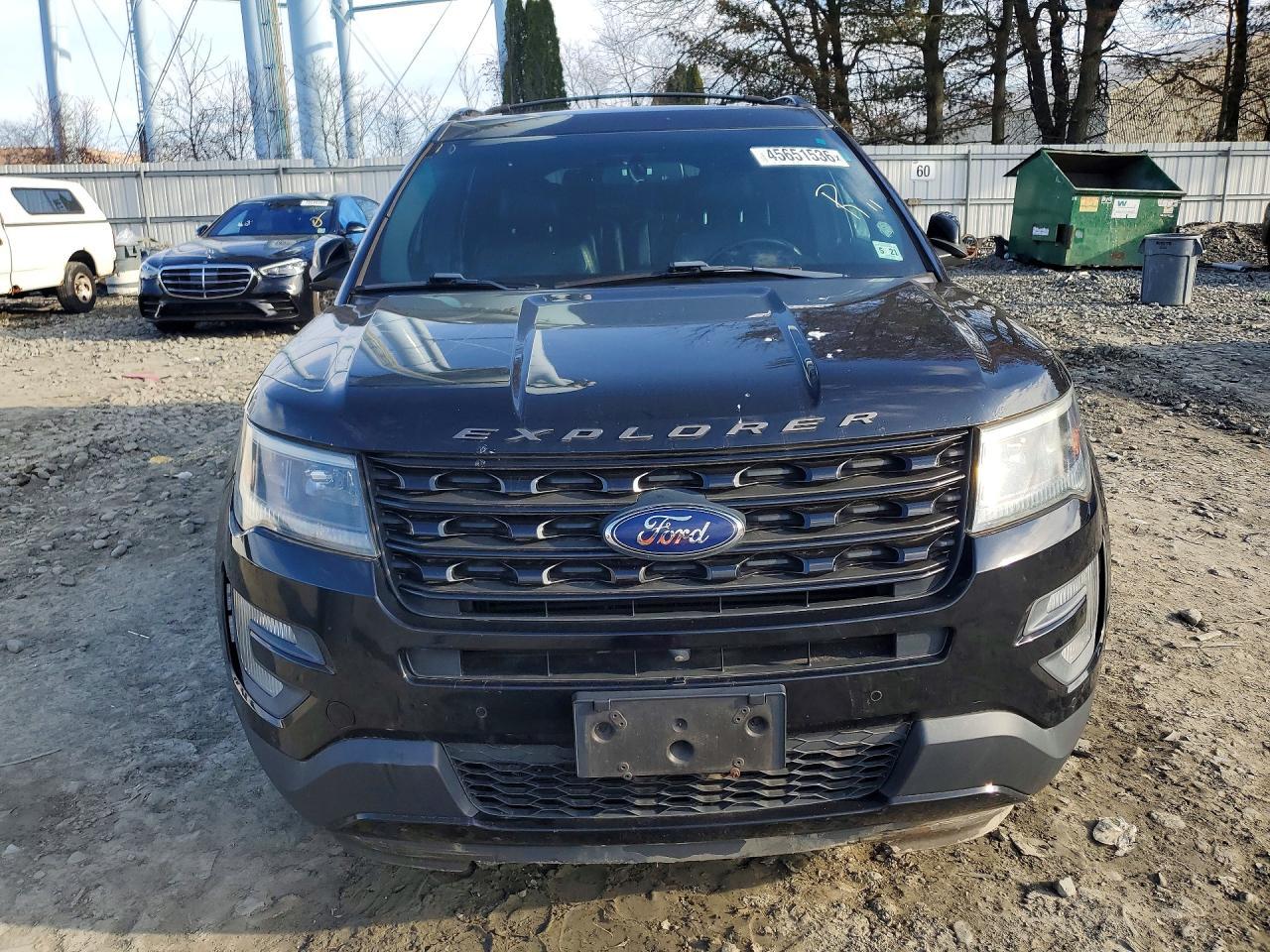 2016 Ford Explorer - Image 5