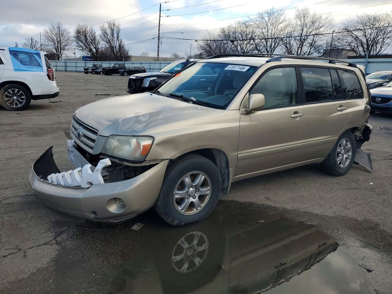 2004 Toyota Highlander Base