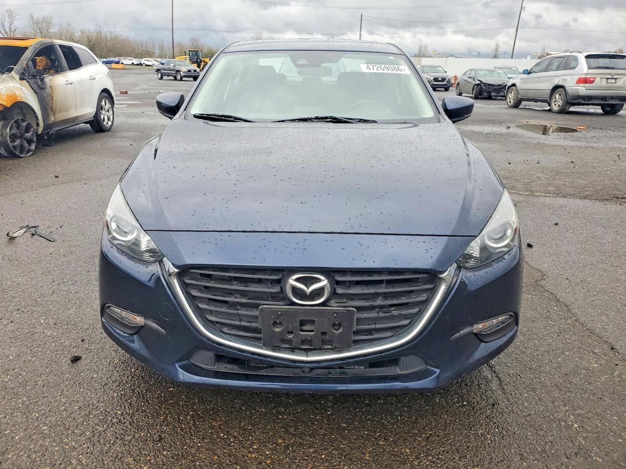 2017 Mazda 3 Touring - Image 5