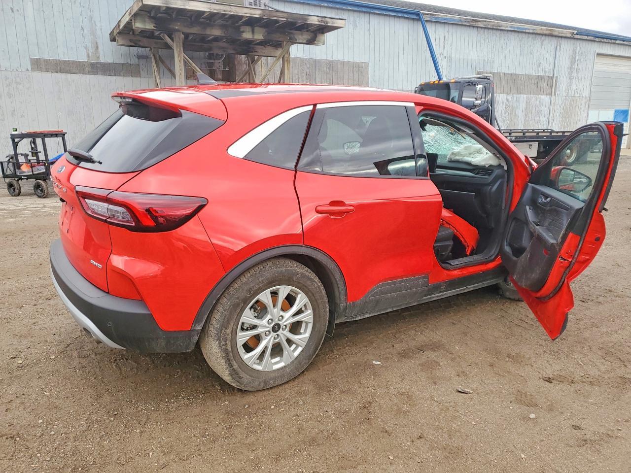 2024 Ford Escape Active - Image 3