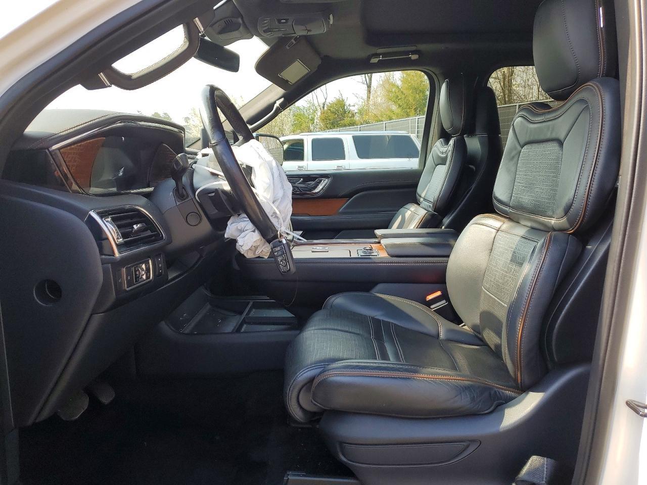 2022 Lincoln Navigator L Black Label - Фото 7