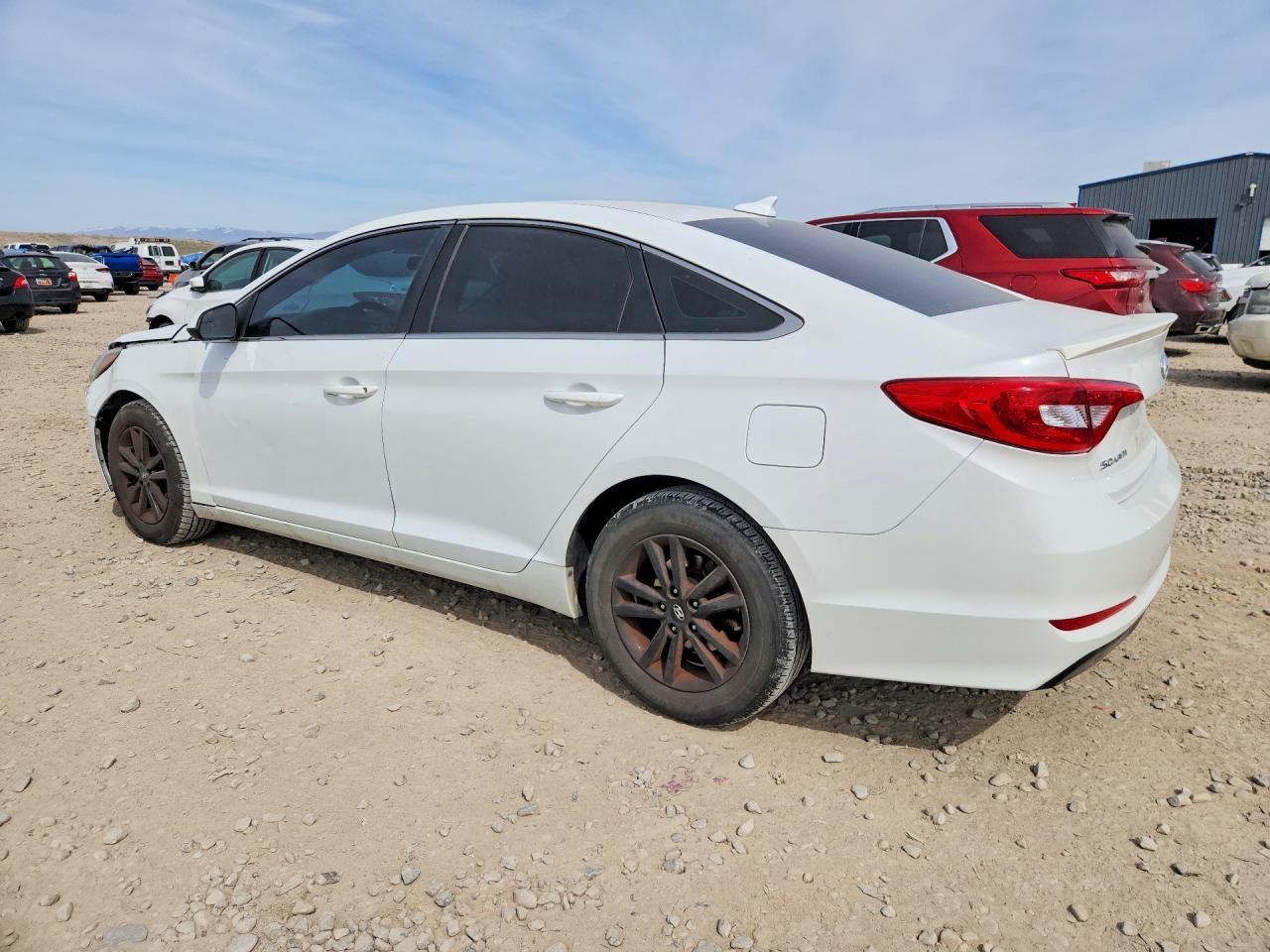 2017 Hyundai Sonata Base - Image 2