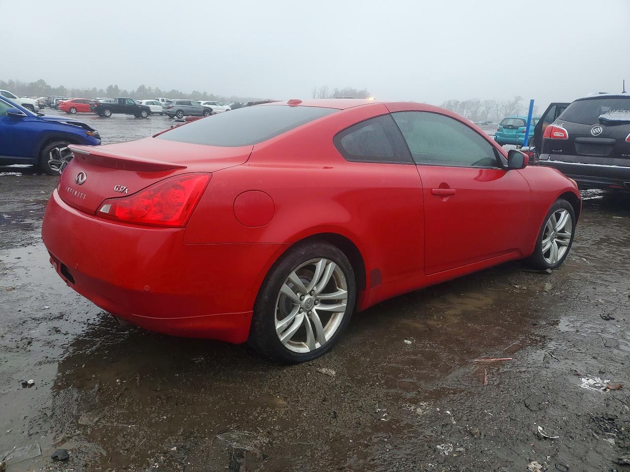 2010 Infiniti G37 - Image 3