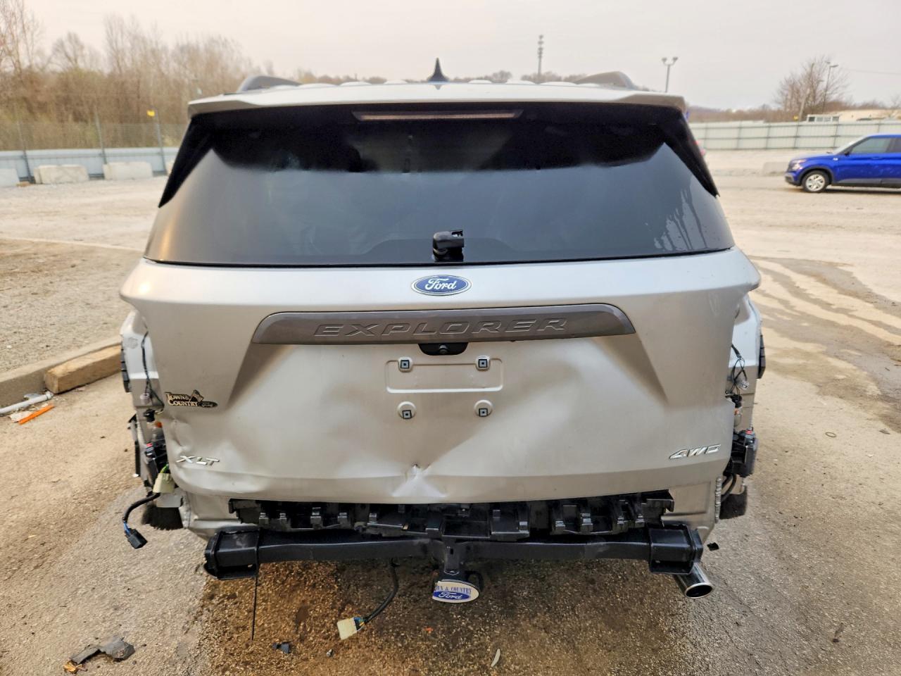 2023 Ford Explorer Xlt - Фото 6