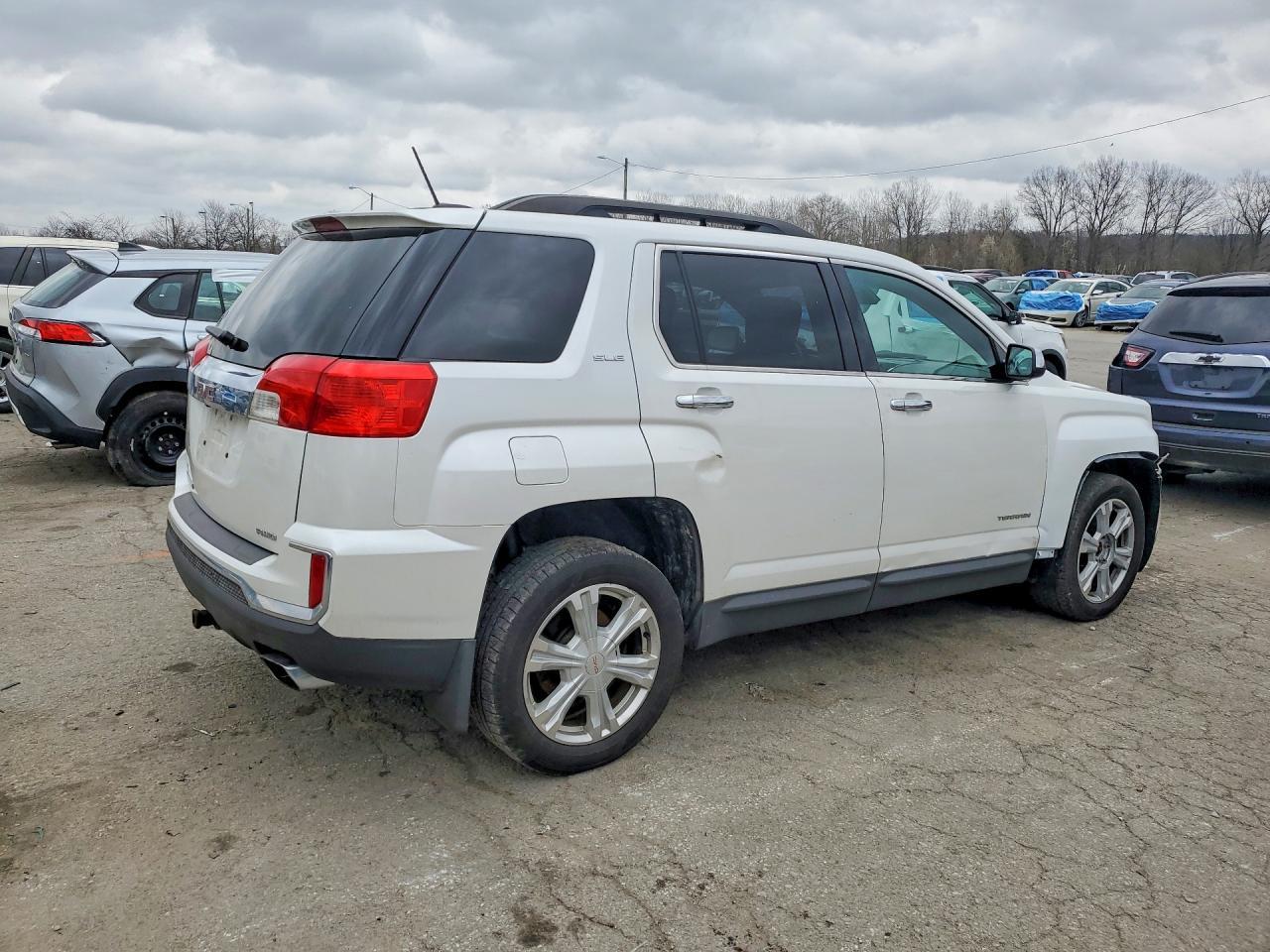 2016 GMC Terrain Sle - Image 3