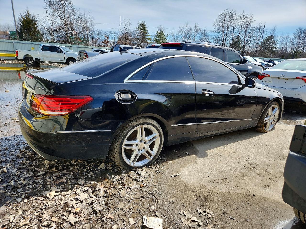 2015 Mercedes-Benz E400 - Image 3