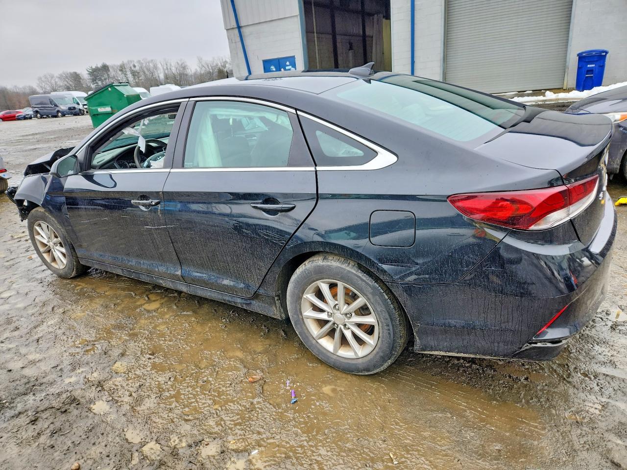 2019 Hyundai Sonata Se - Фото 2