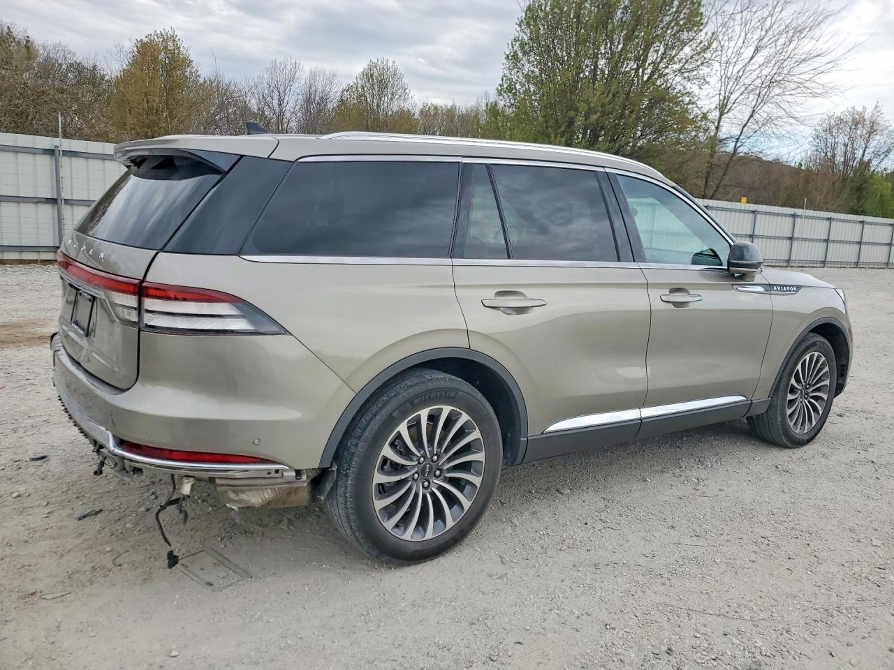 2023 Lincoln Aviator Reserve - Фото 3