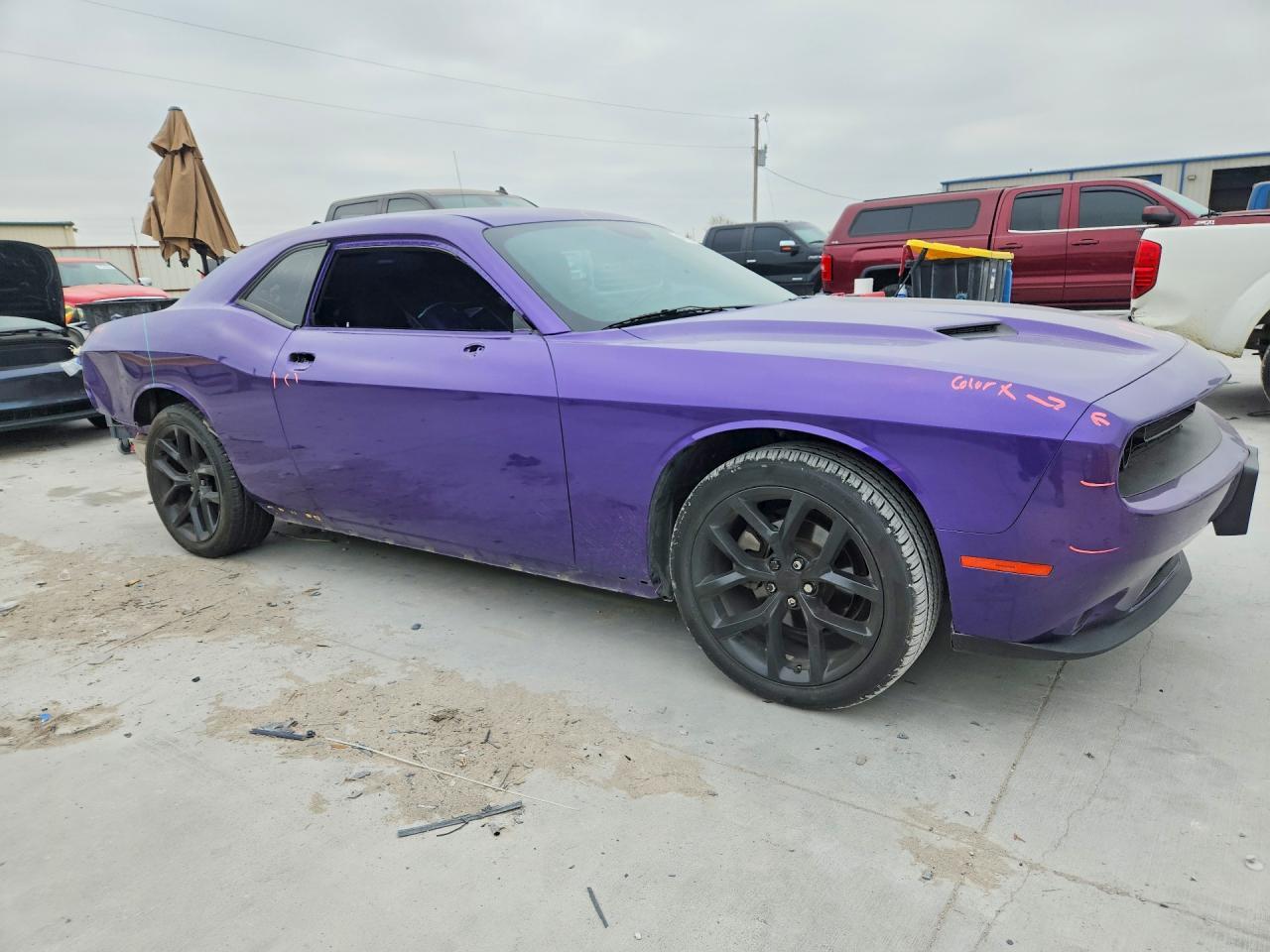 2023 Dodge Challenger Sxt - Image 4