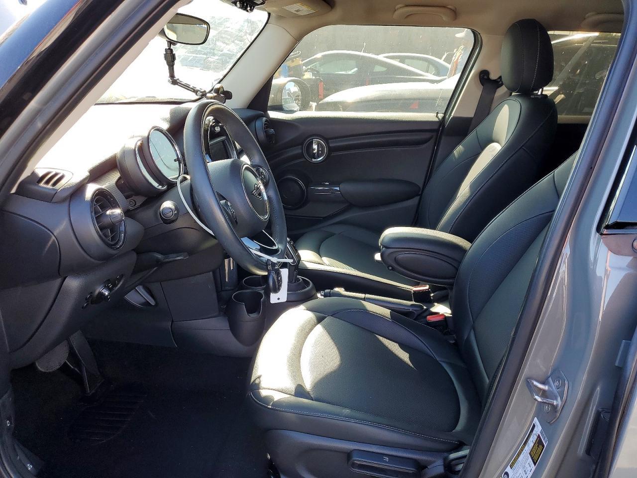 2020 Mini Cooper - Image 7