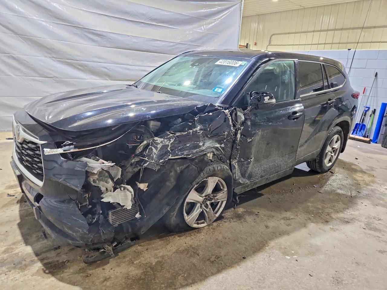 2021 Toyota Highlander Le
