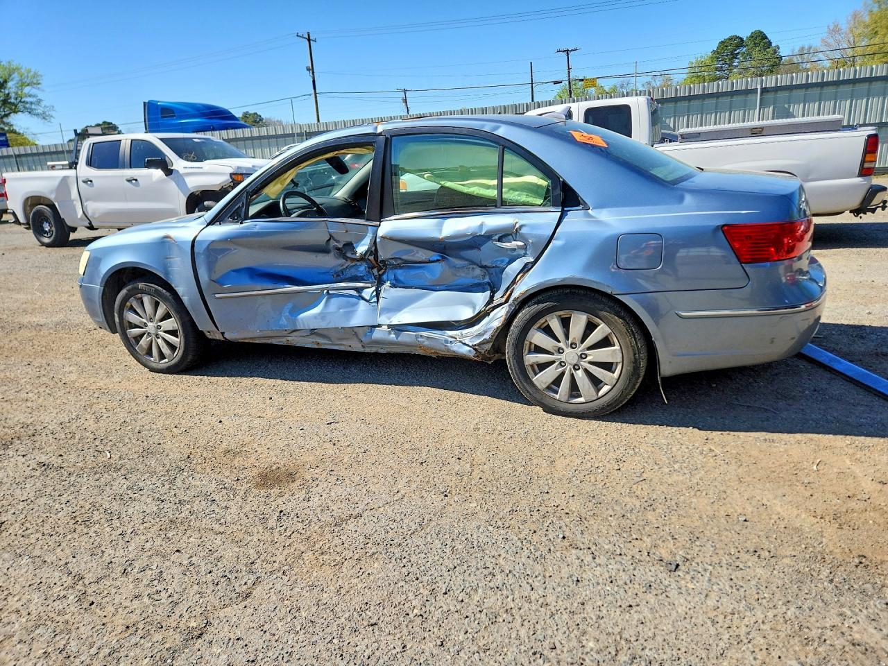 2009 Hyundai Sonata Limited - Image 2