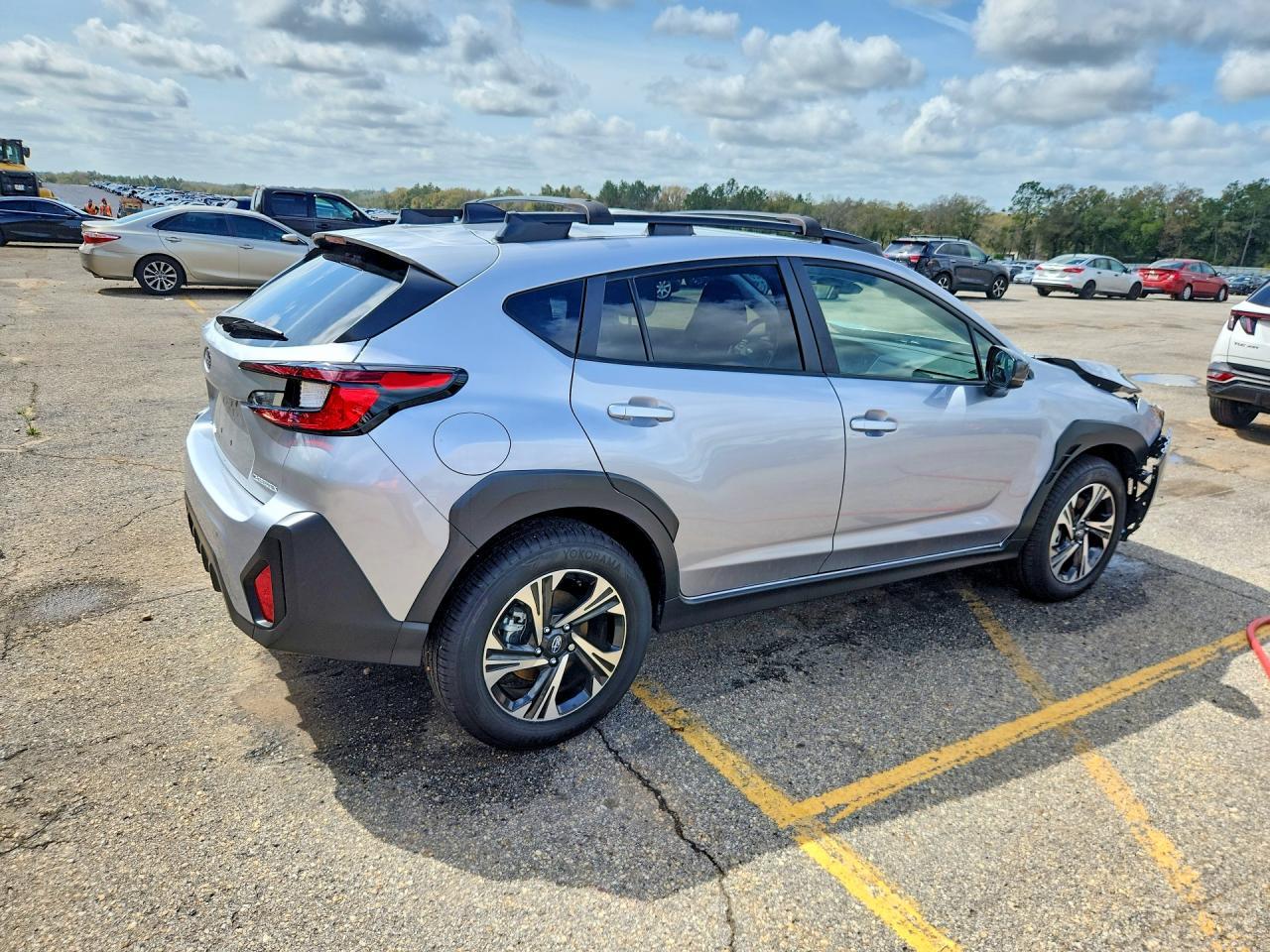 2025 Subaru Crosstrek Premium - Фото 3