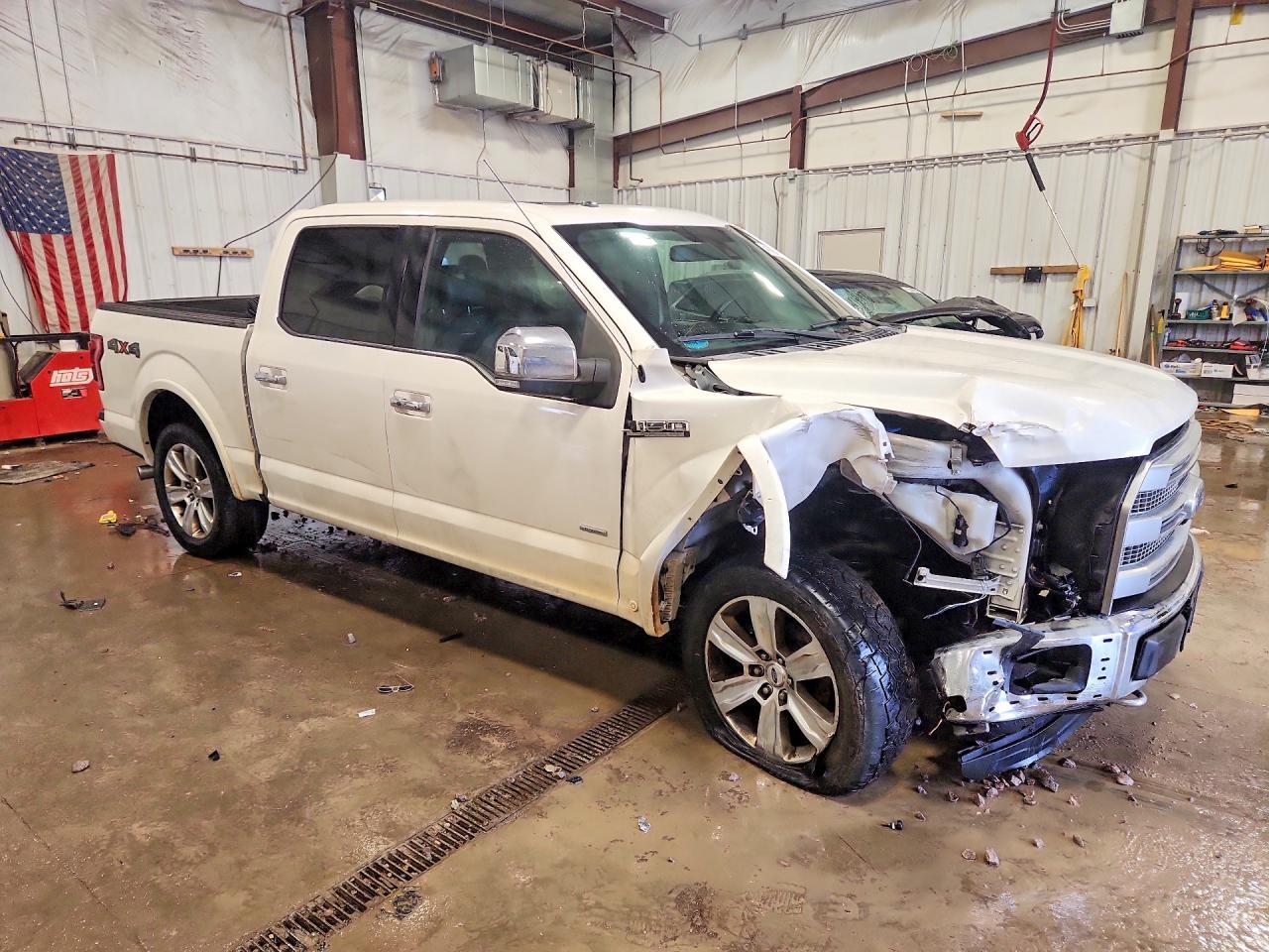 2015 Ford F150 Supercrew - Фото 4