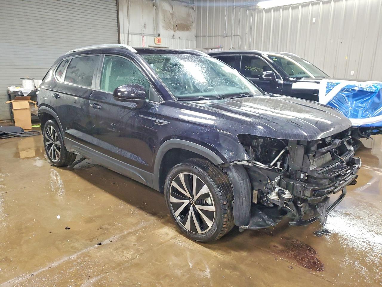 2022 Volkswagen Taos Se - Фото 4