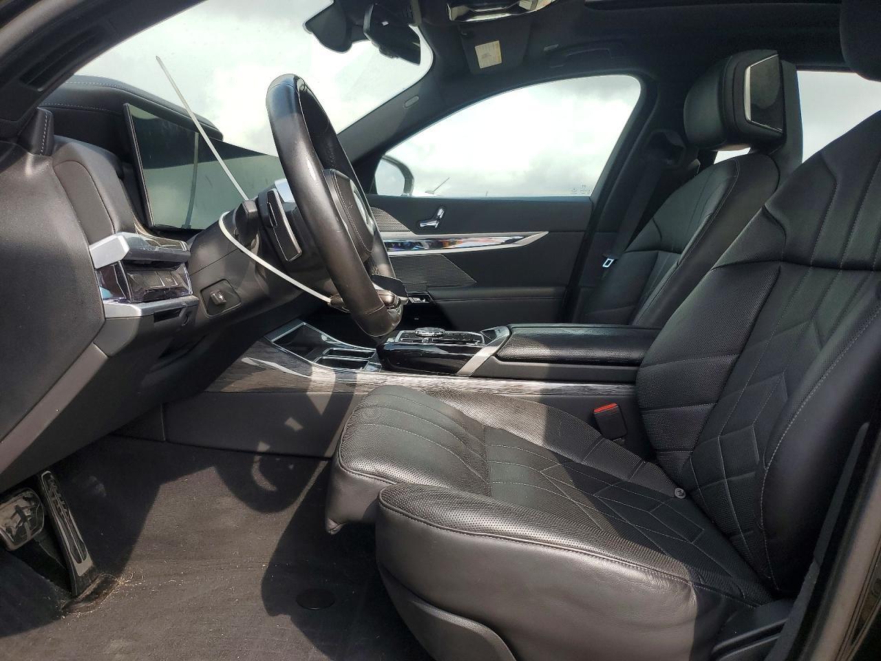 2023 BMW 740 I - Фото 7