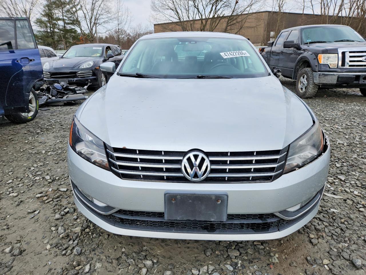 2015 Volkswagen Passat S - Image 5