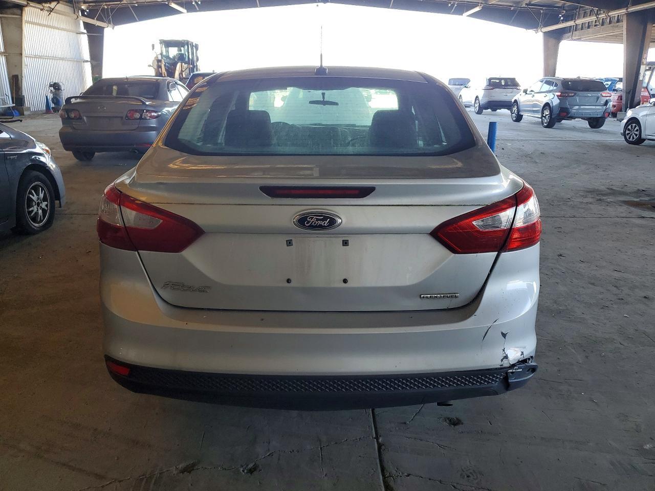 2013 Ford Focus S - Фото 6
