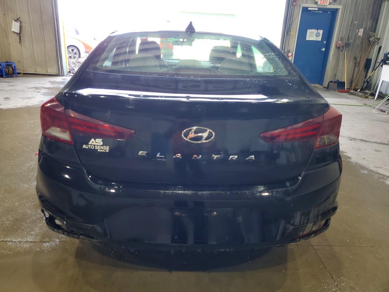 2020 Hyundai Elantra Sel - Фото 6
