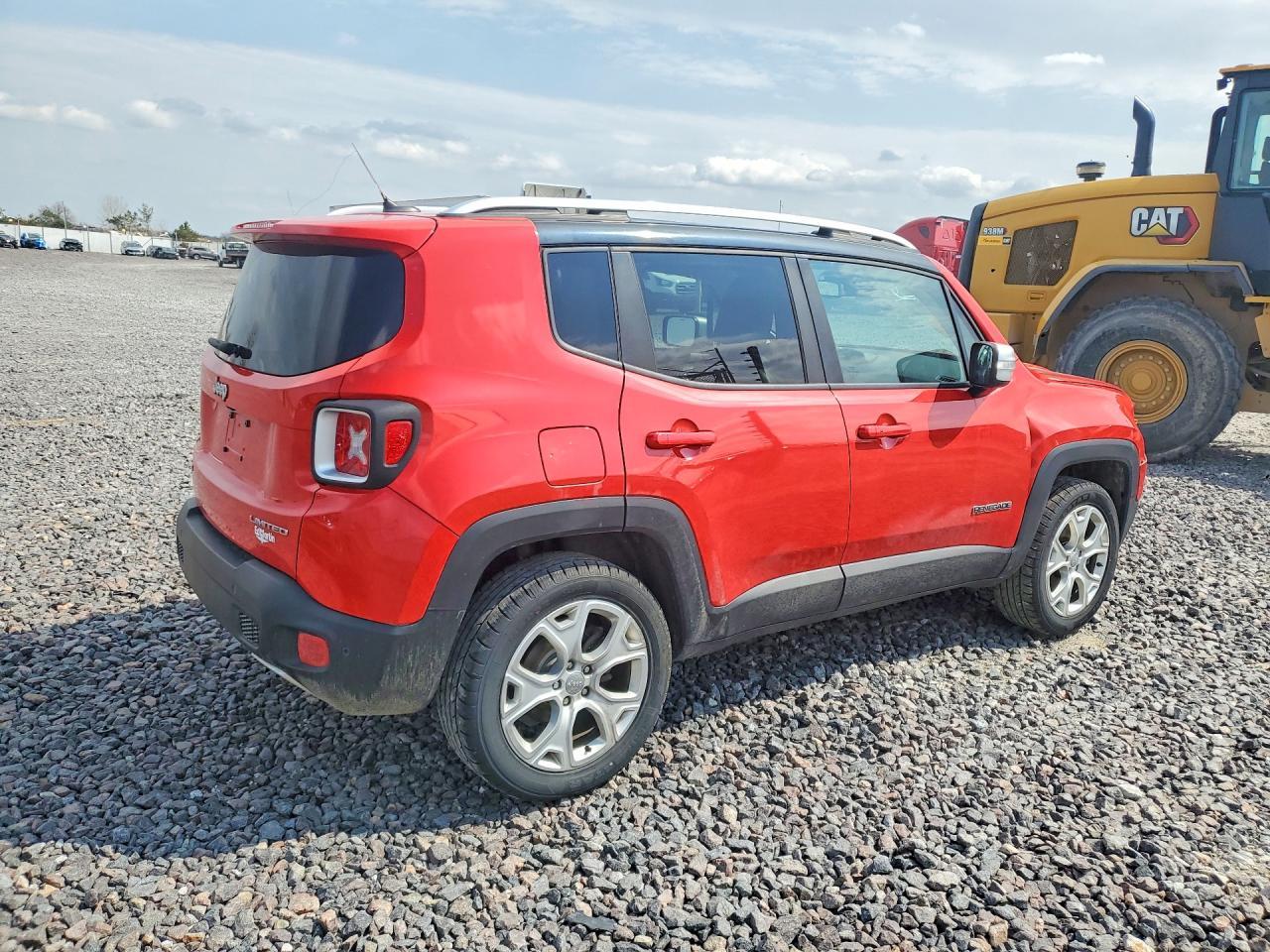2016 Jeep Renegade - Фото 3