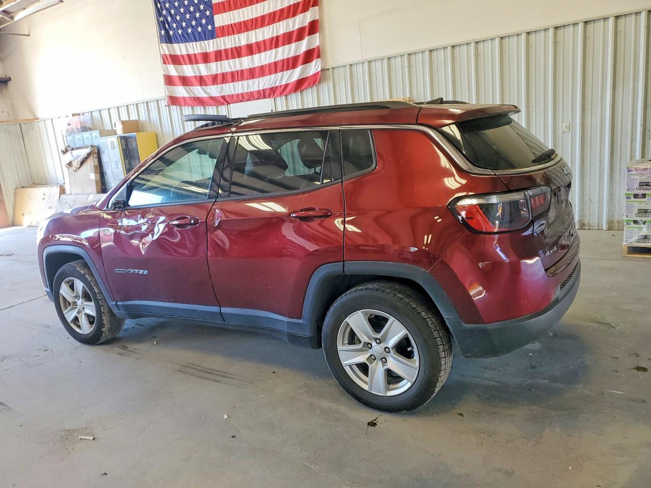 2022 Jeep Compass Latitude - Фото 2