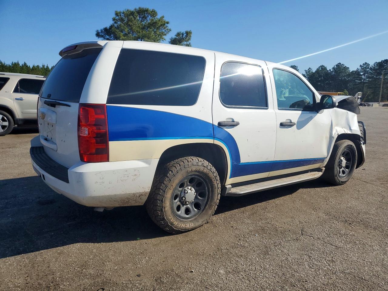 2013 Chevrolet Tahoe - Фото 3