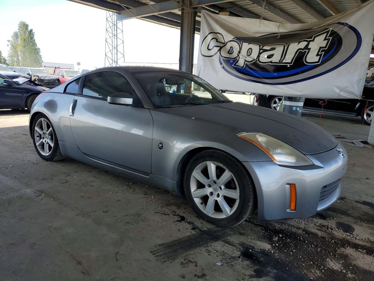 2004 Nissan 350Z Base - Фото 4
