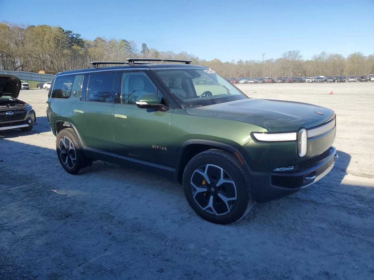 2024 Rivian R1S Adventure - Фото 4