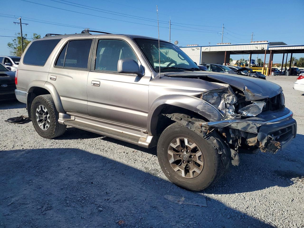 2001 Toyota 4Runner Sr5 - Фото 4