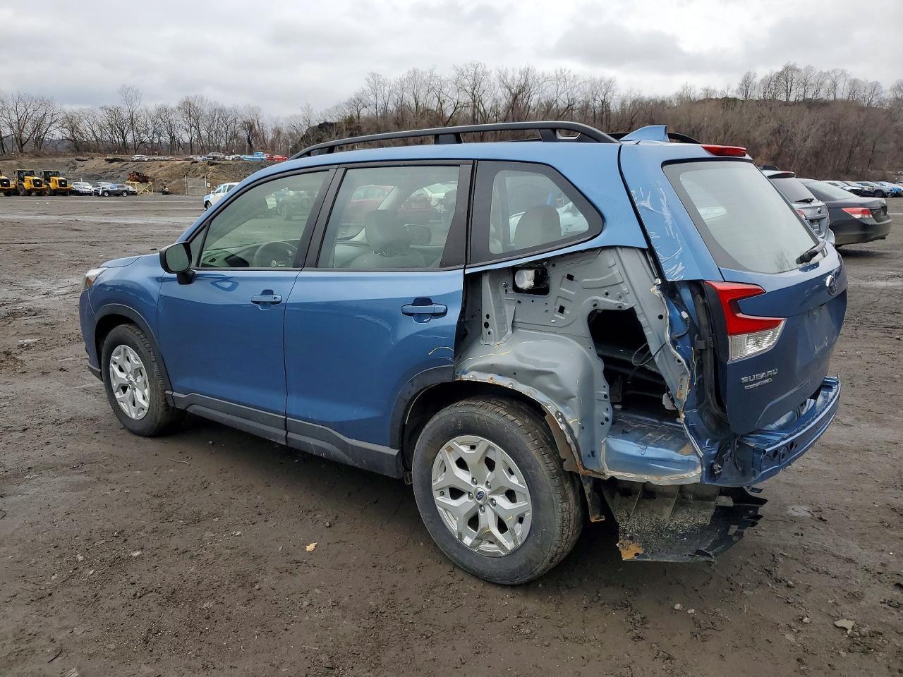 2022 Subaru Forester - Фото 2