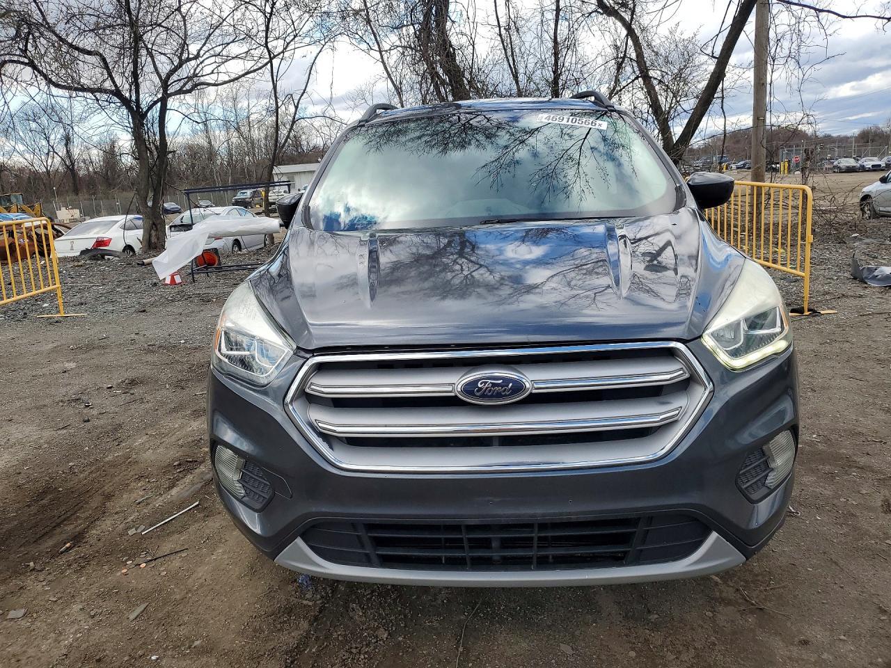 2017 Ford Escape Se - Фото 5